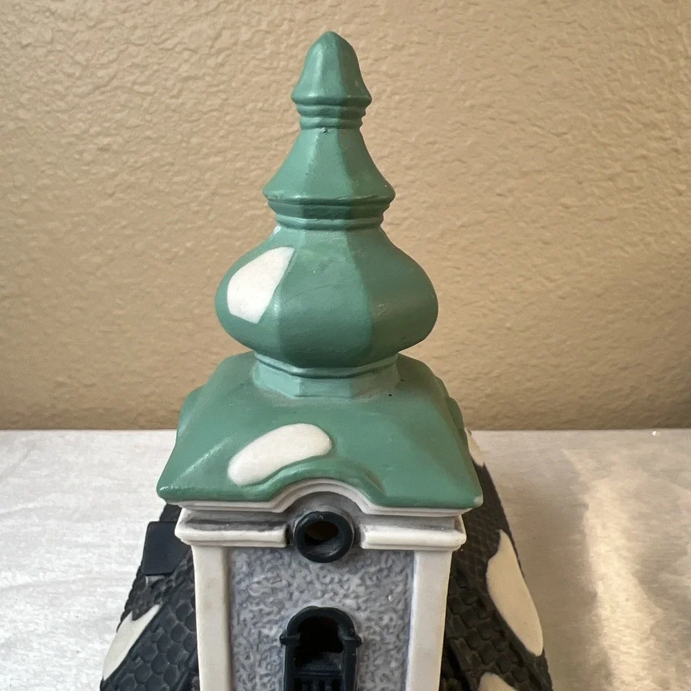 Vintage 2001 Dept 56 Heritage Village Collection St. Nicholas Kirche 56170 Cord